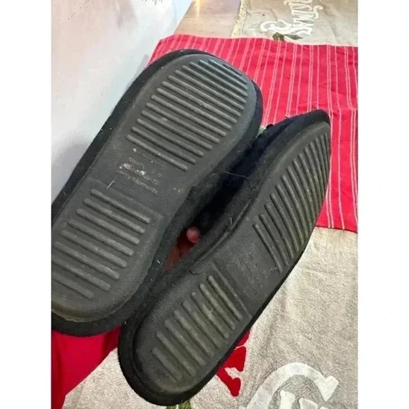 Merry Moments GET LIT Slippers Men’s size 7-8, Women’s size 9-10 - Picture 6 of 7